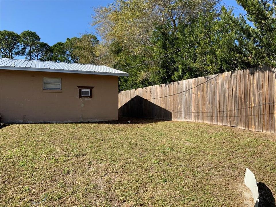 For Sale: $165,000 (0 beds, 0 baths, 600 Square Feet)