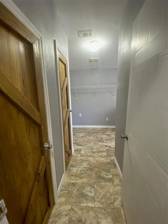 На продажу: $399,900 (4 спален, 3 ванн, 2432 Квадратных фут)