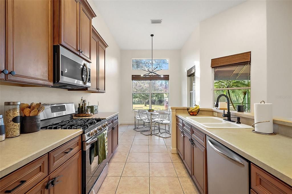 For Sale: $494,000 (3 beds, 2 baths, 1885 Square Feet)