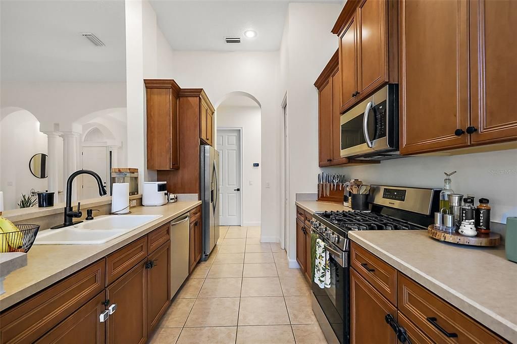 For Sale: $494,000 (3 beds, 2 baths, 1885 Square Feet)