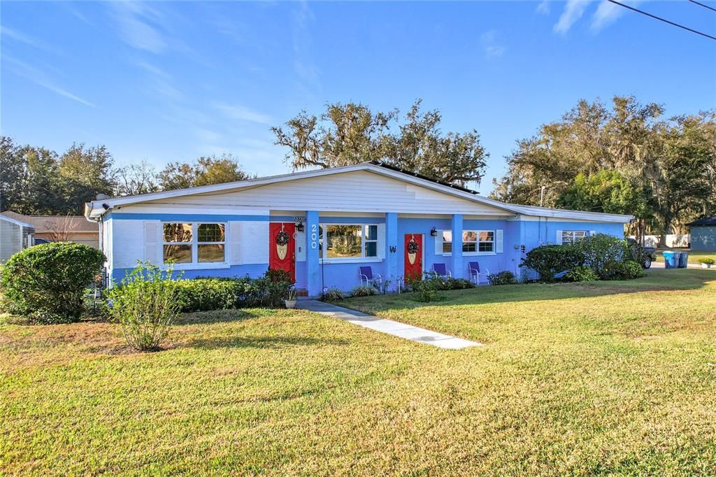 Recently Sold: $245,000 (3 beds, 1 baths, 1138 Square Feet)