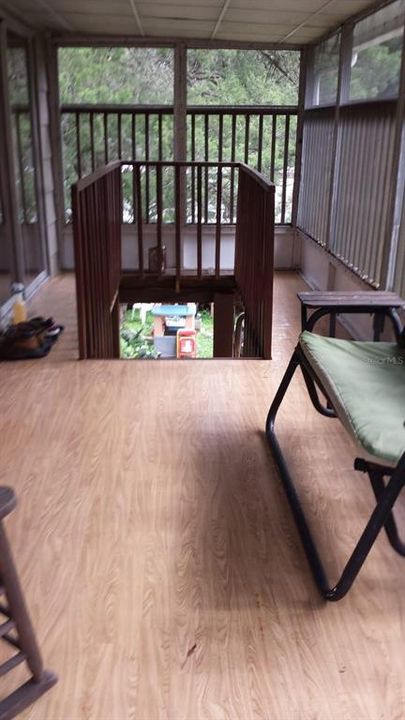 待售: $135,000 (2 贝兹, 1 浴室, 800 平方英尺)