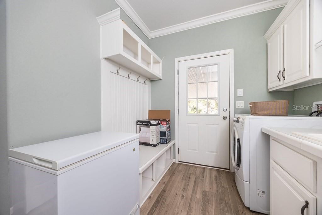 Active With Contract: $1,200,000 (4 beds, 3 baths, 2478 Square Feet)