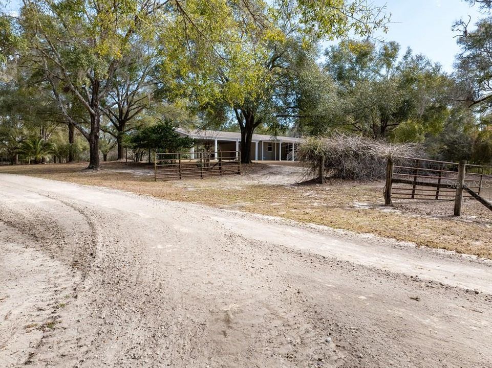 Active With Contract: $1,200,000 (4 beds, 3 baths, 2478 Square Feet)