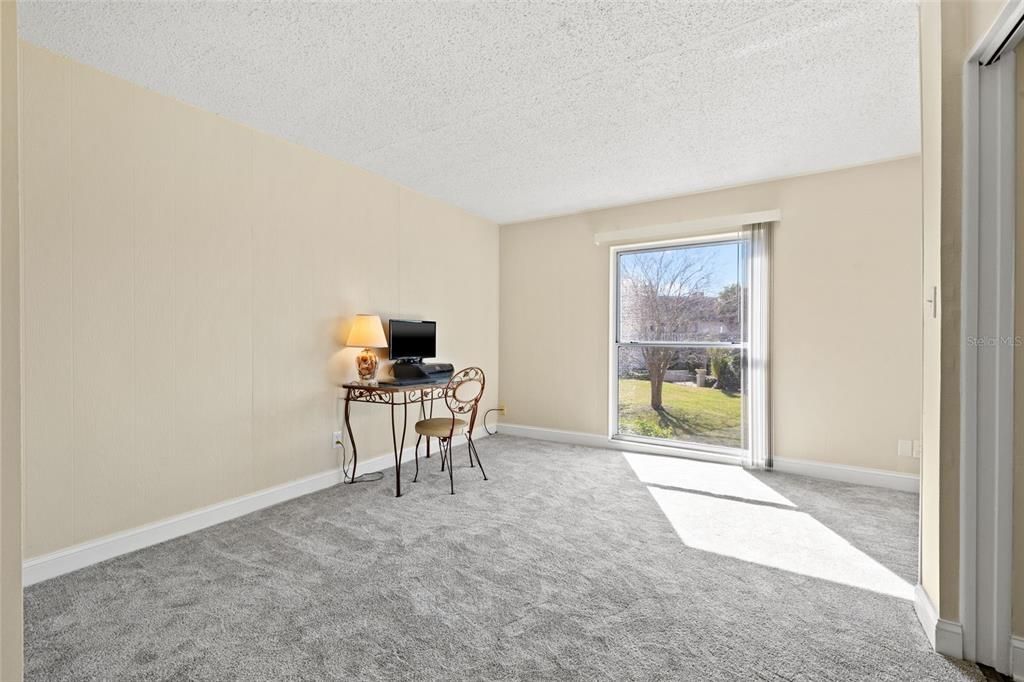 For Sale: $189,000 (2 beds, 2 baths, 1150 Square Feet)