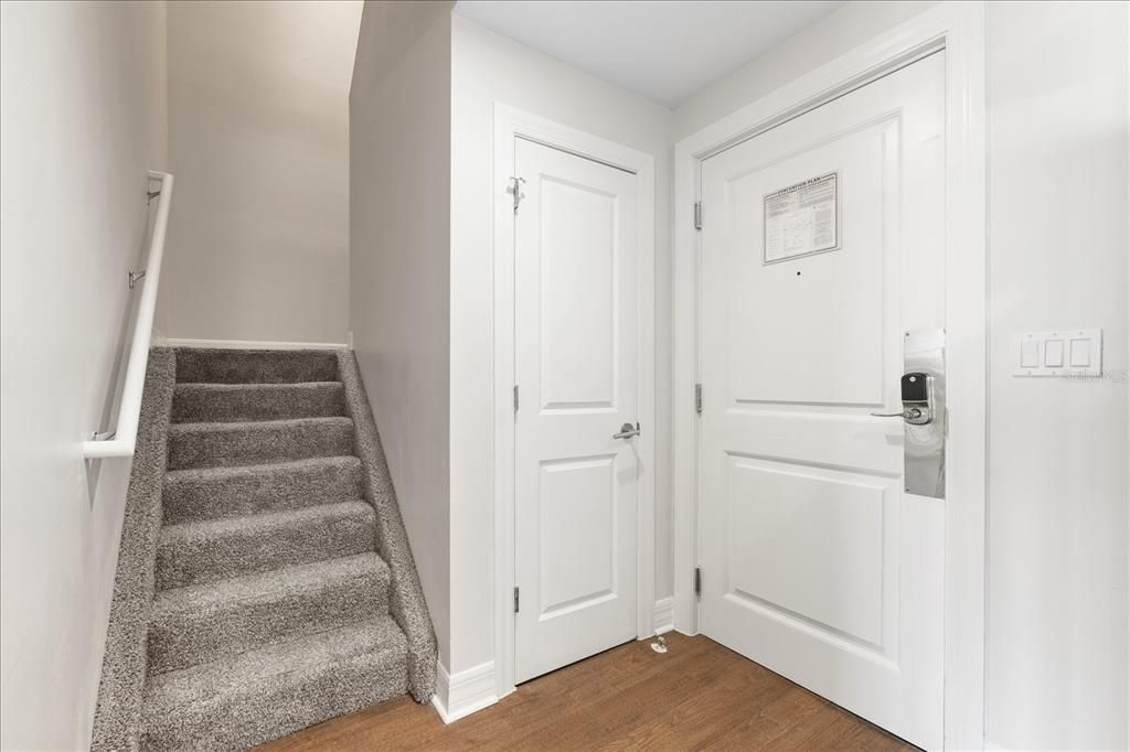 В аренду: $3,495 (3 спален, 3 ванн, 1860 Квадратных фут)