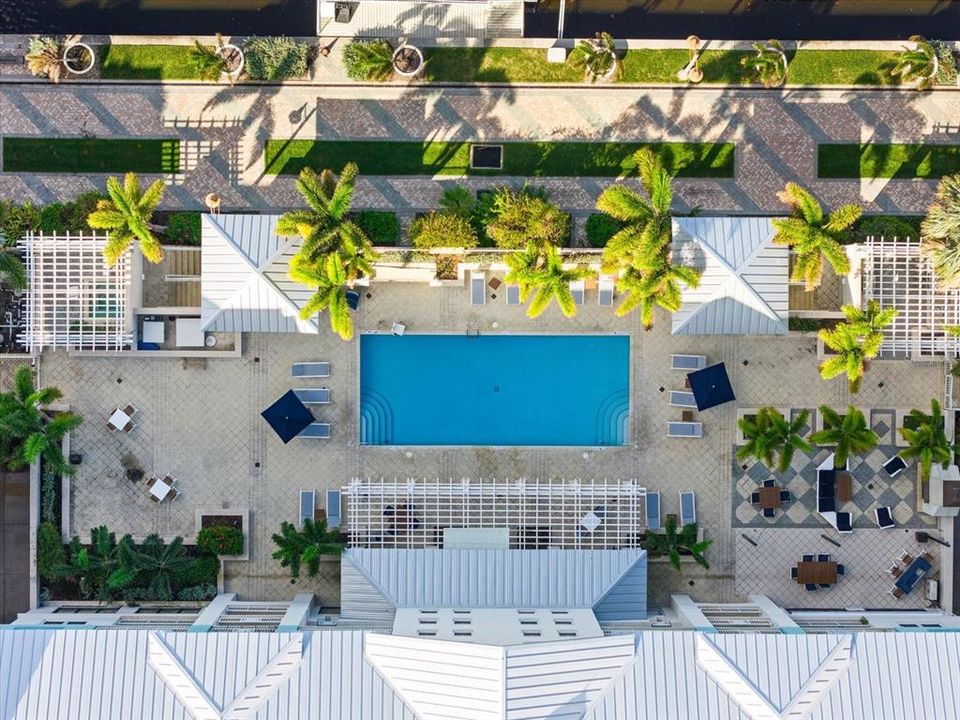 出租: $1,884 (1 贝兹, 1 浴室, 915 平方英尺)