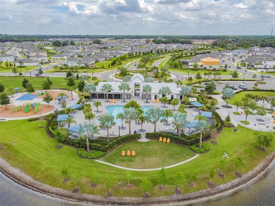 待售: $648,000 (4 贝兹, 3 浴室, 2500 平方英尺)