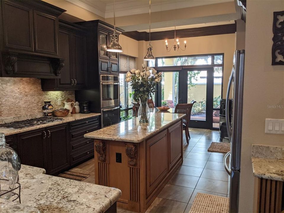 Active With Contract: $1,815,000 (4 beds, 2 baths, 2895 Square Feet)