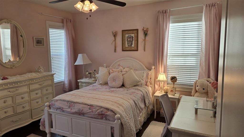 Active With Contract: $1,815,000 (4 beds, 2 baths, 2895 Square Feet)