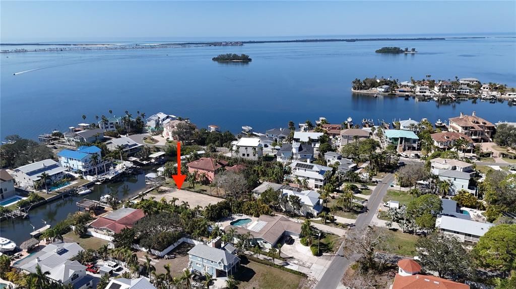 Recently Sold: $1,495,000 (0.33 acres)