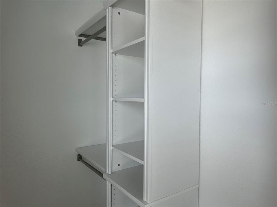 合同活跃: $399,900 (4 贝兹, 3 浴室, 3018 平方英尺)