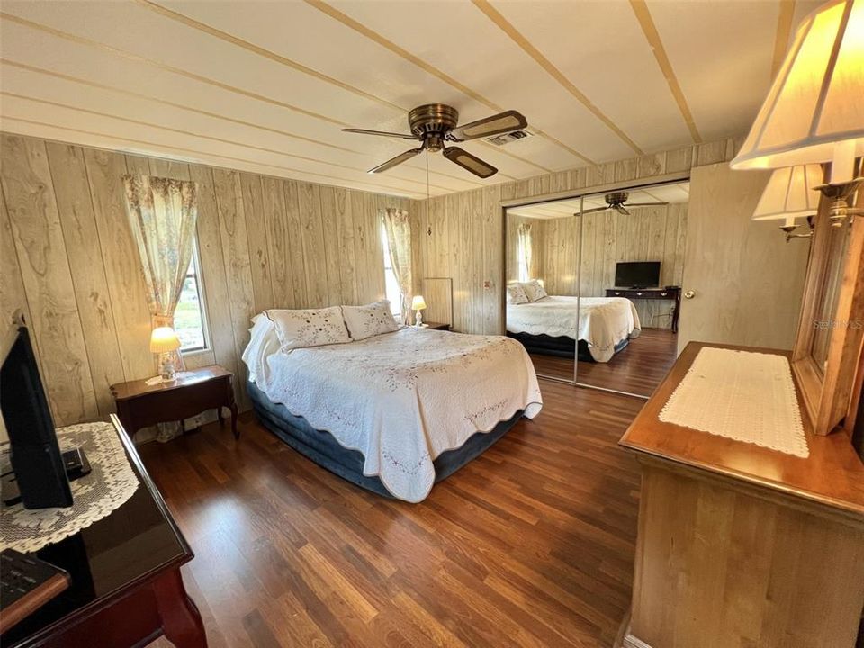 En Venta: $99,900 (2 camas, 2 baños, 1064 Pies cuadrados)