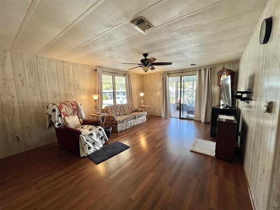 En Venta: $99,900 (2 camas, 2 baños, 1064 Pies cuadrados)