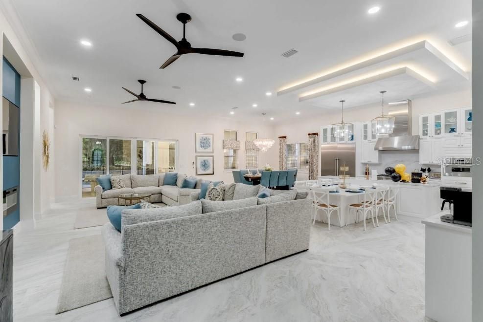 待售: $3,550,000 (10 贝兹, 10 浴室, 7300 平方英尺)