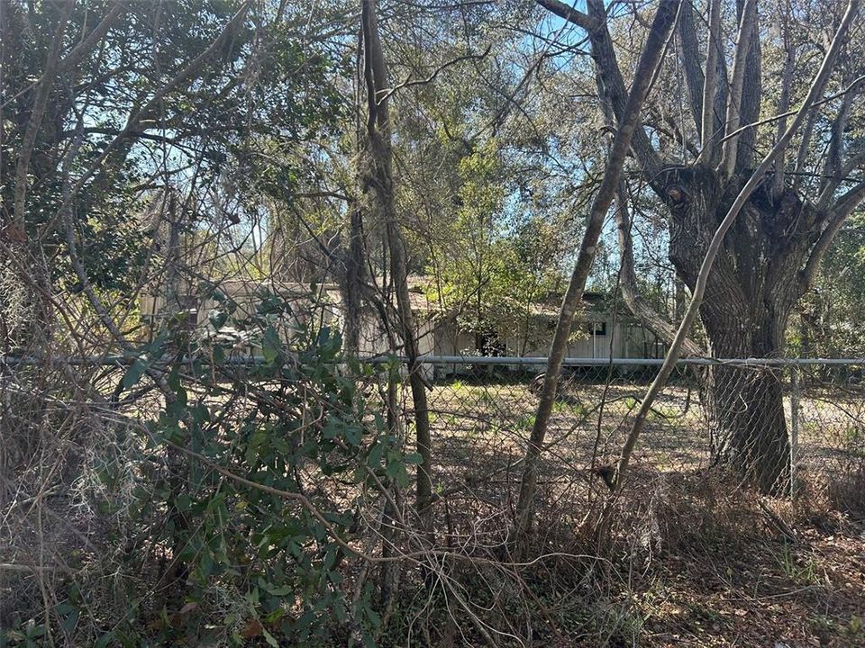 На продажу: $98,000 (3 спален, 1 ванн, 1645 Квадратных фут)