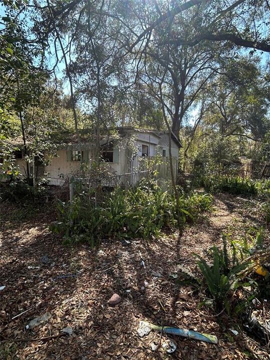 На продажу: $98,000 (3 спален, 1 ванн, 1645 Квадратных фут)