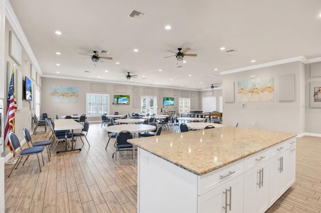 En Venta: $195,000 (2 camas, 2 baños, 1025 Pies cuadrados)