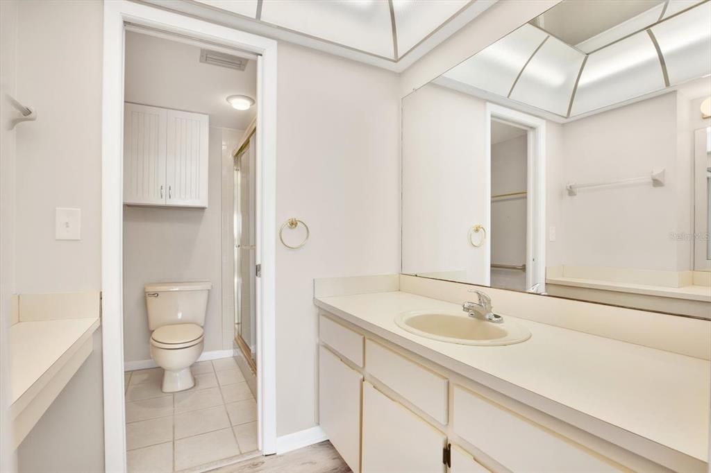 En Venta: $195,000 (2 camas, 2 baños, 1025 Pies cuadrados)