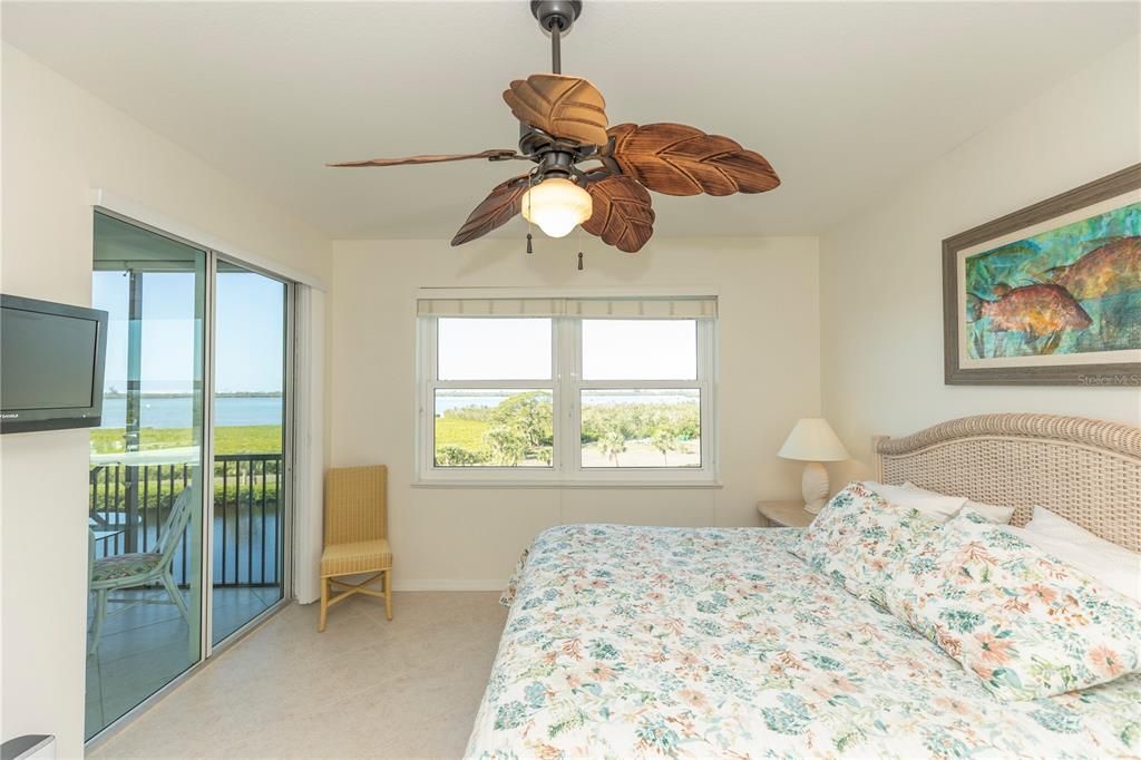 Activo con contrato: $677,777 (3 camas, 2 baños, 2028 Pies cuadrados)