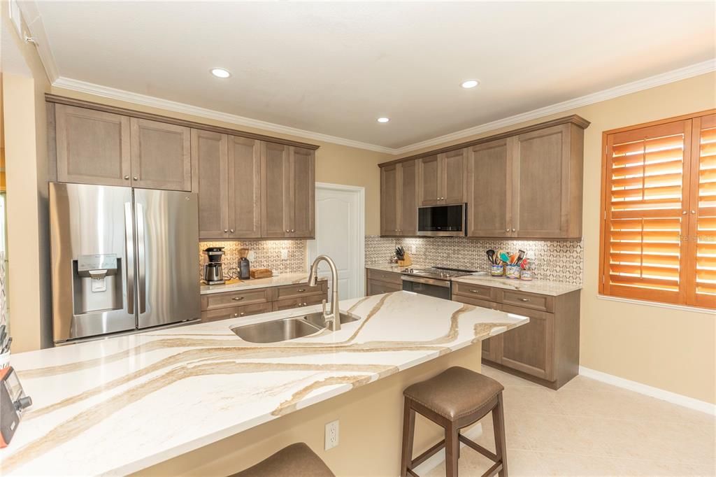 Activo con contrato: $677,777 (3 camas, 2 baños, 2028 Pies cuadrados)