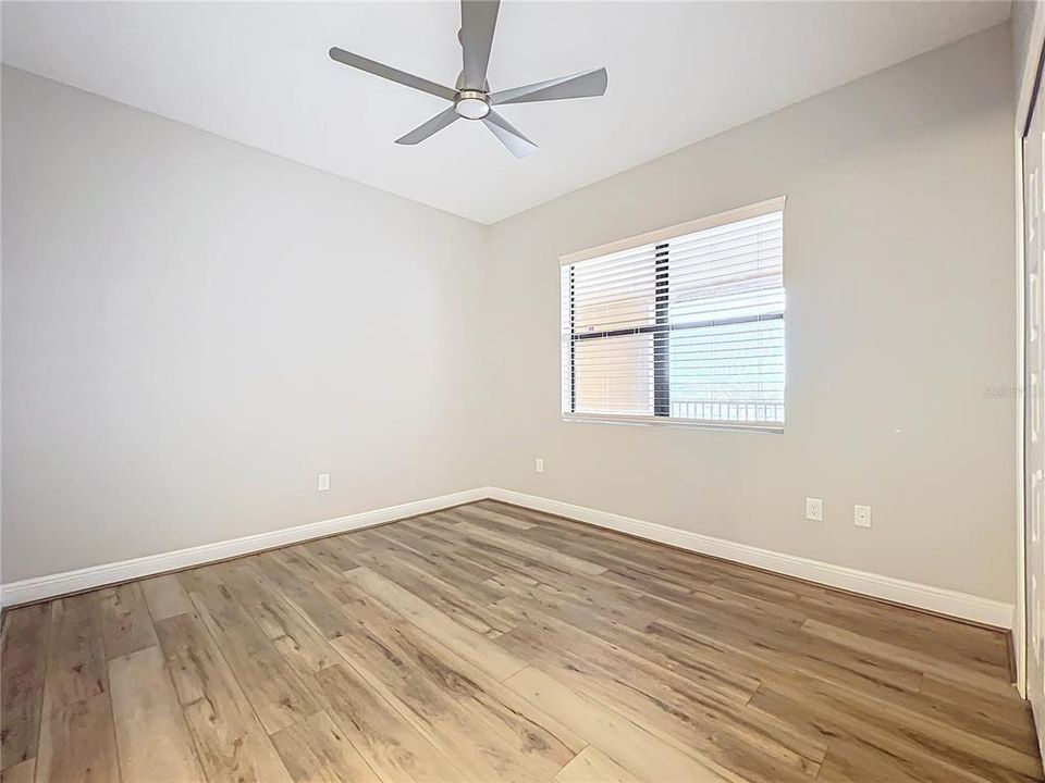 For Sale: $376,500 (2 beds, 2 baths, 1402 Square Feet)