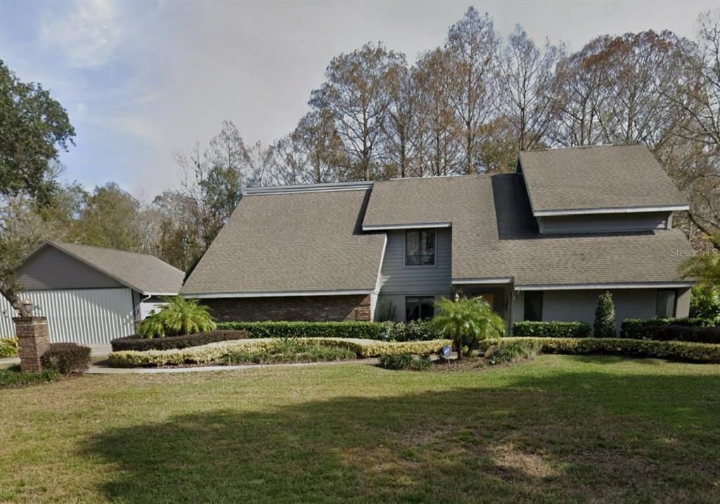 Recently Sold: $920,000 (4 beds, 2 baths, 3764 Square Feet)