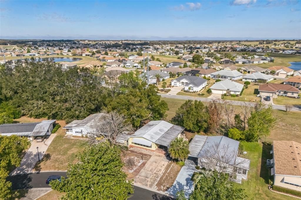 Active With Contract: $139,900 (2 beds, 2 baths, 1309 Square Feet)