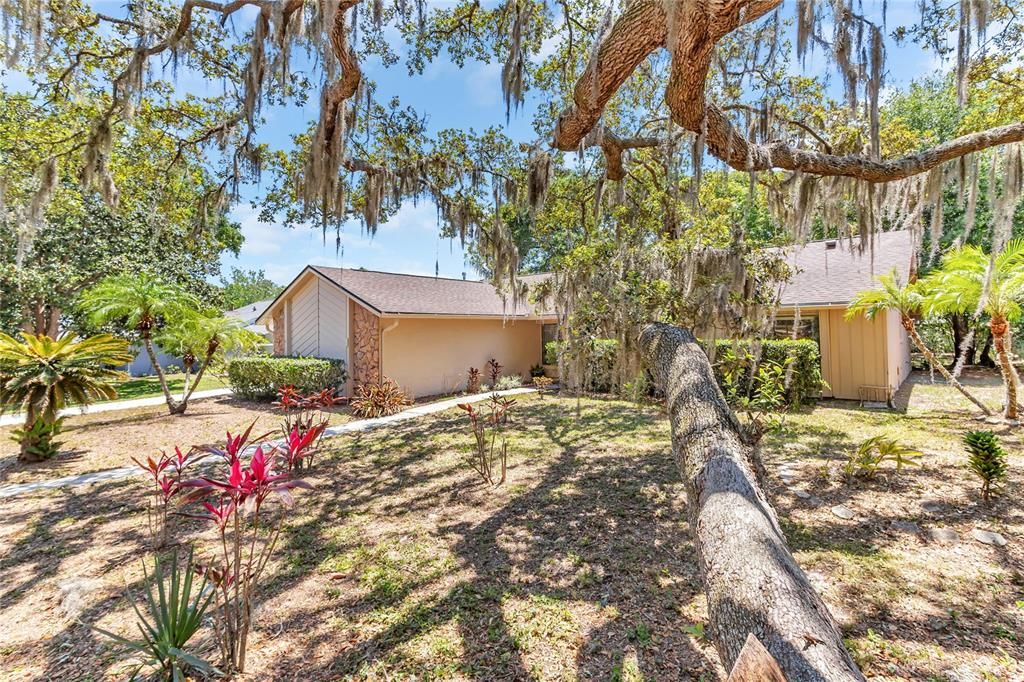 Recently Sold: $387,000 (3 beds, 2 baths, 1692 Square Feet)