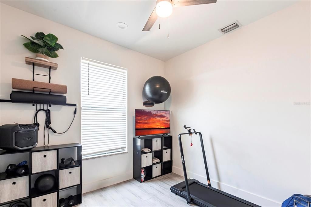 For Sale: $559,000 (6 beds, 0 baths, 2698 Square Feet)