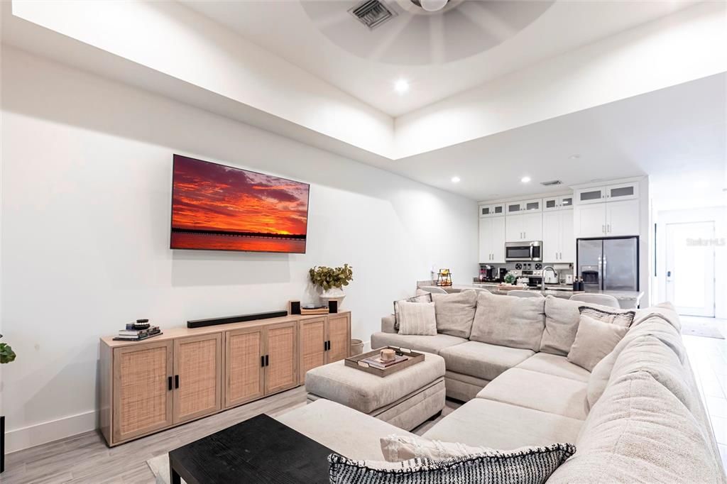 For Sale: $559,000 (6 beds, 0 baths, 2698 Square Feet)