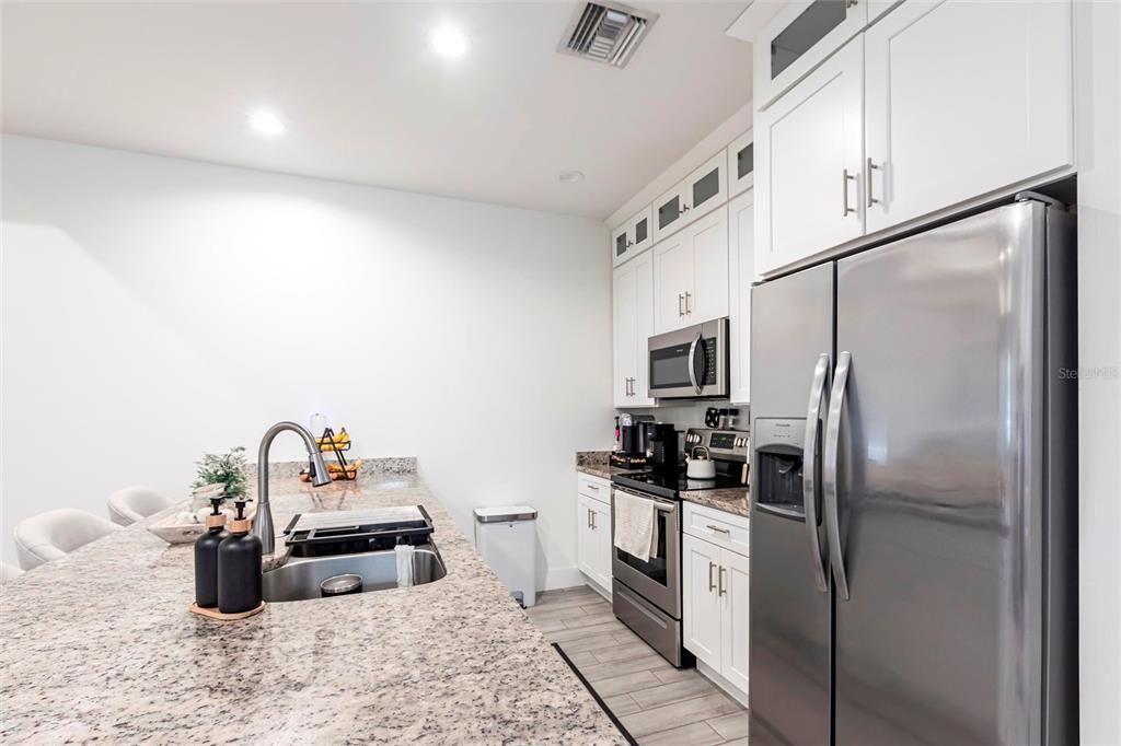 For Sale: $559,000 (6 beds, 0 baths, 2698 Square Feet)