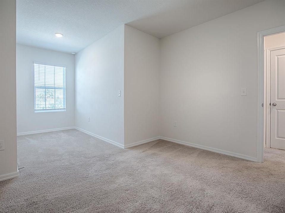 待售: $234,900 (3 贝兹, 2 浴室, 1688 平方英尺)