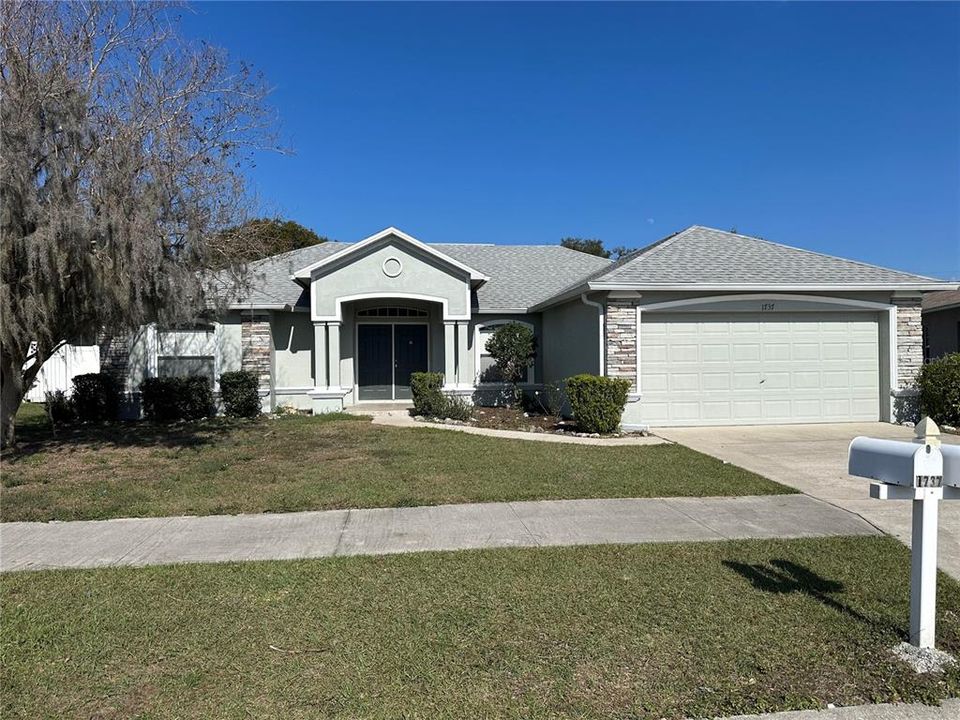 Recently Sold: $288,000 (3 beds, 2 baths, 1547 Square Feet)