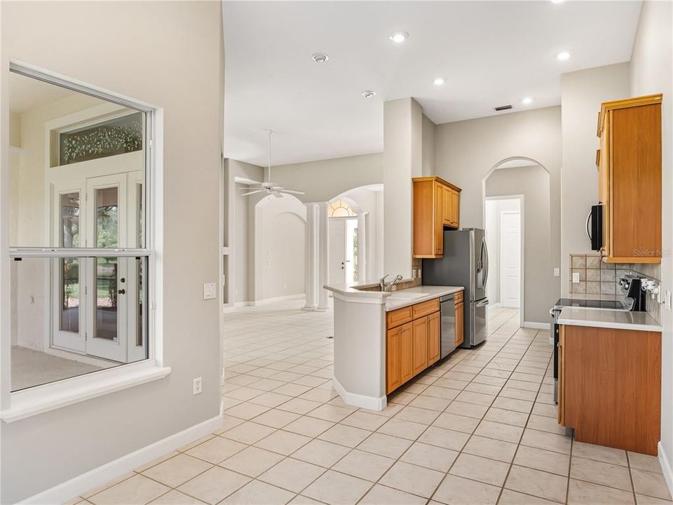 На продажу: $469,000 (3 спален, 3 ванн, 2107 Квадратных фут)