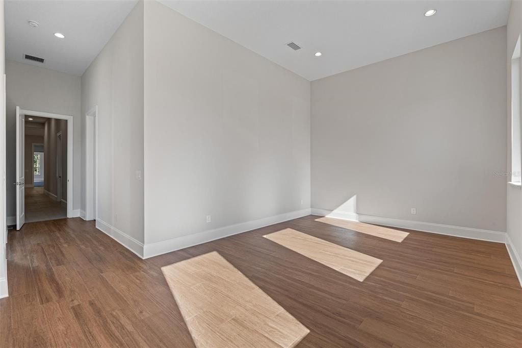 На продажу: $2,590,000 (5 спален, 5 ванн, 5161 Квадратных фут)