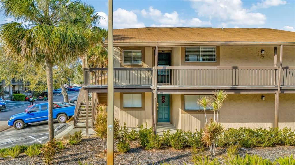 For Sale: $139,000 (2 beds, 2 baths, 1068 Square Feet)