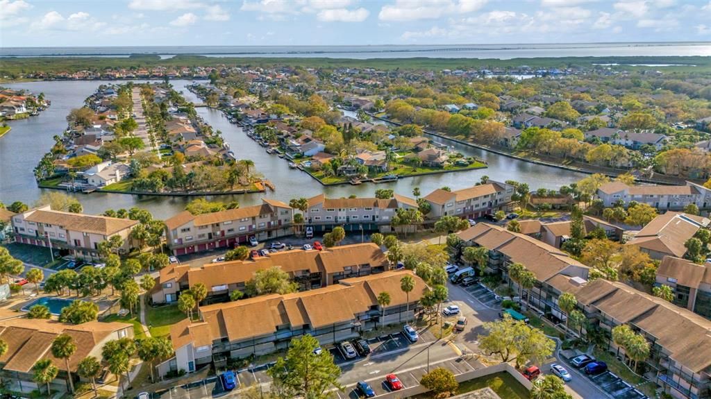 For Sale: $139,000 (2 beds, 2 baths, 1068 Square Feet)