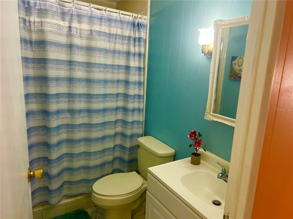 En Venta: $129,900 (2 camas, 2 baños, 887 Pies cuadrados)