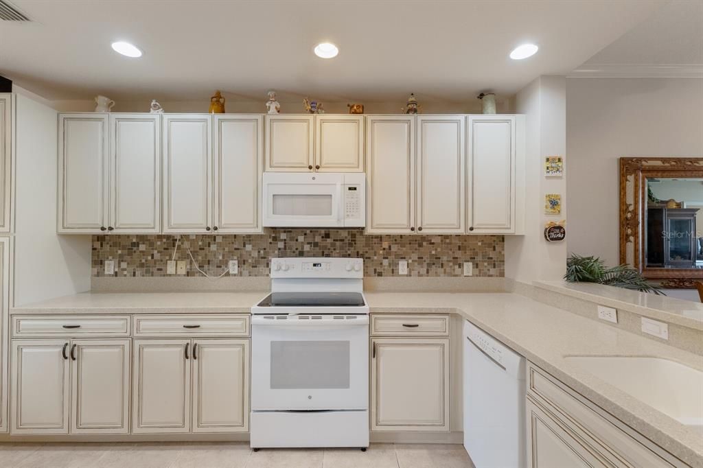 待售: $299,900 (2 贝兹, 2 浴室, 1431 平方英尺)