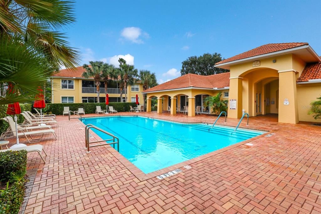 待售: $299,900 (2 贝兹, 2 浴室, 1431 平方英尺)