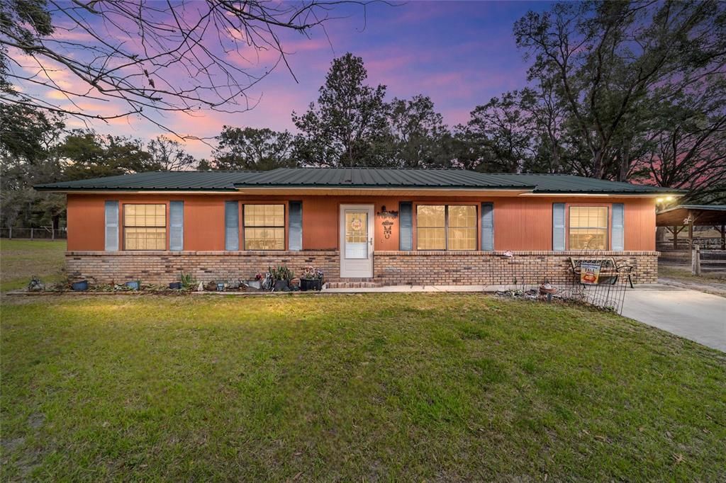 待售: $675,000 (3 贝兹, 2 浴室, 1430 平方英尺)