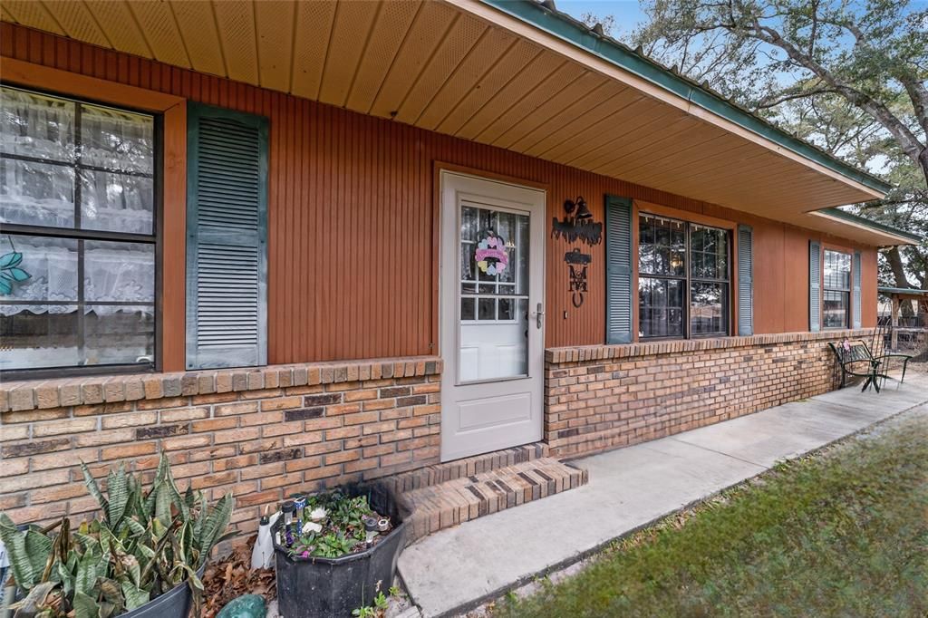 待售: $675,000 (3 贝兹, 2 浴室, 1430 平方英尺)