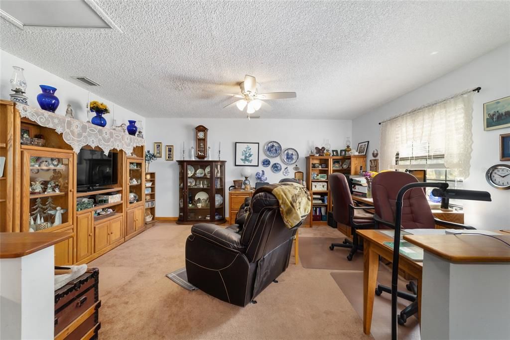 待售: $675,000 (3 贝兹, 2 浴室, 1430 平方英尺)