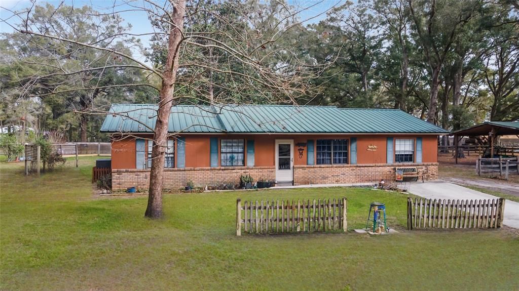 待售: $675,000 (3 贝兹, 2 浴室, 1430 平方英尺)