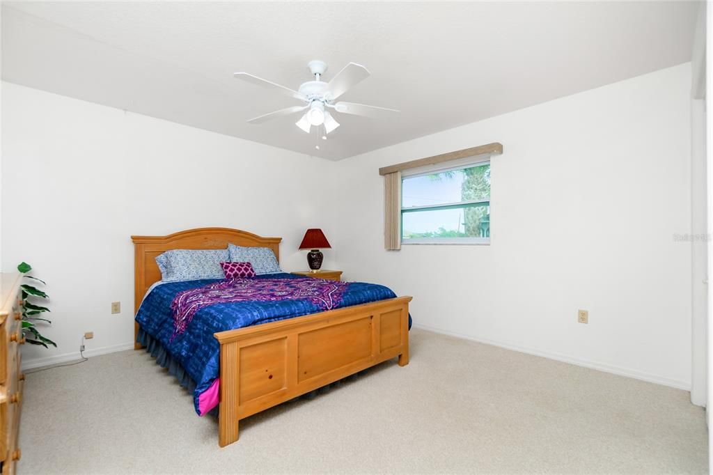 For Rent: $6,680 (3 beds, 2 baths, 1620 Square Feet)