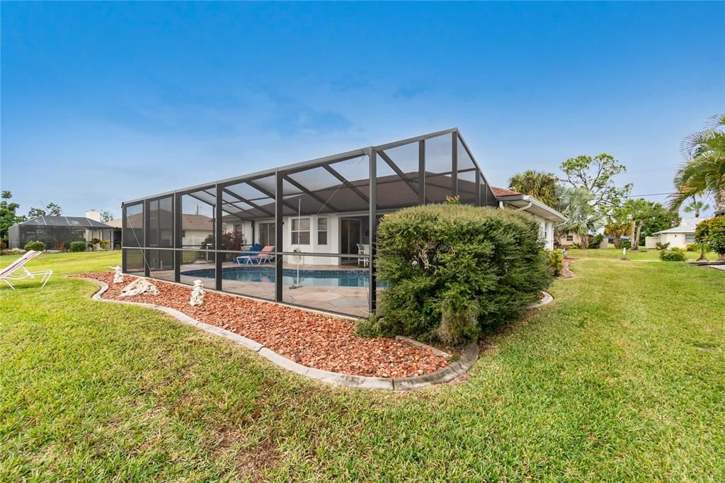 For Rent: $6,680 (3 beds, 2 baths, 1620 Square Feet)