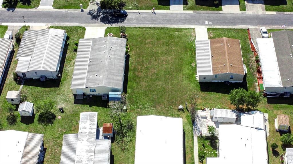 На продажу: $42,500 (0.12 acres)