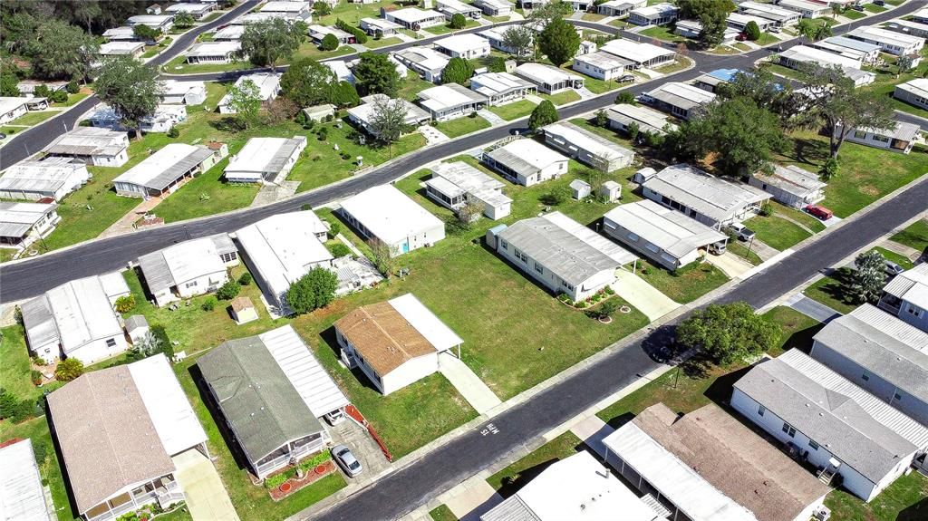 На продажу: $42,500 (0.12 acres)