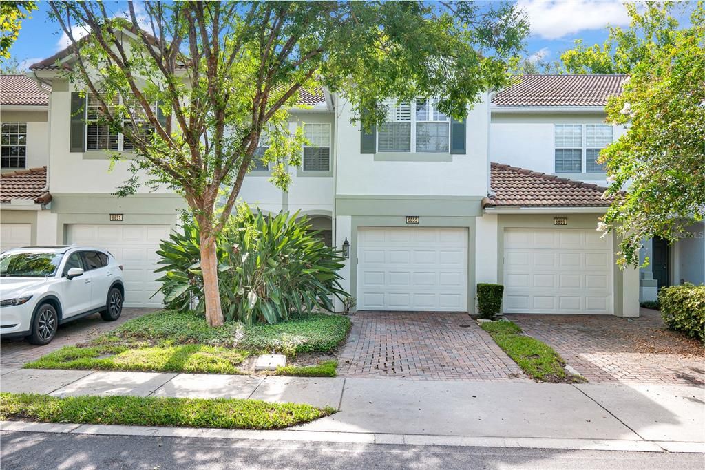 Recently Sold: $380,000 (3 beds, 2 baths, 1672 Square Feet)